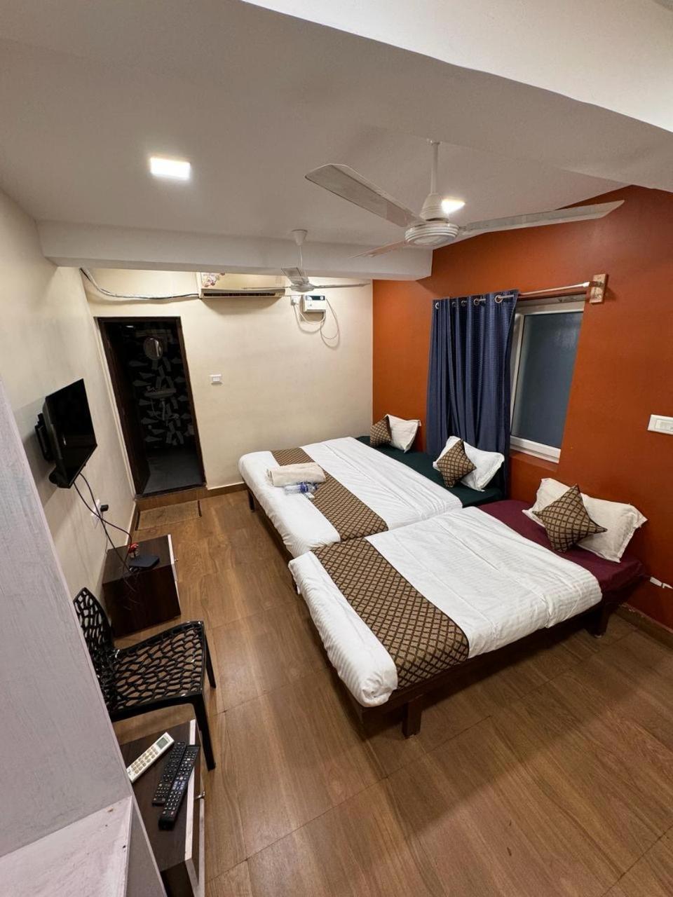 David Residency Hotel Madurai Buitenkant foto