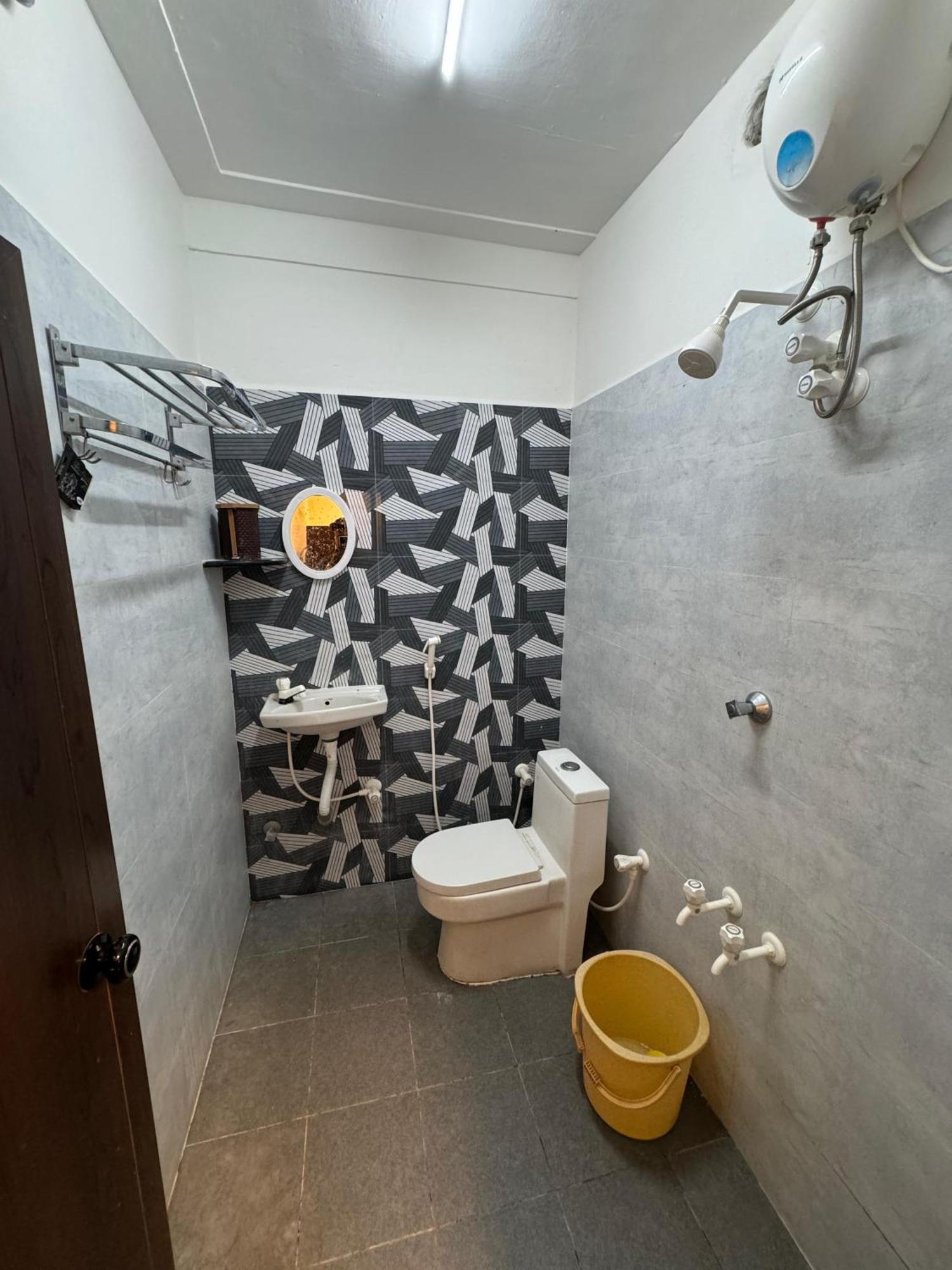 David Residency Hotel Madurai Buitenkant foto